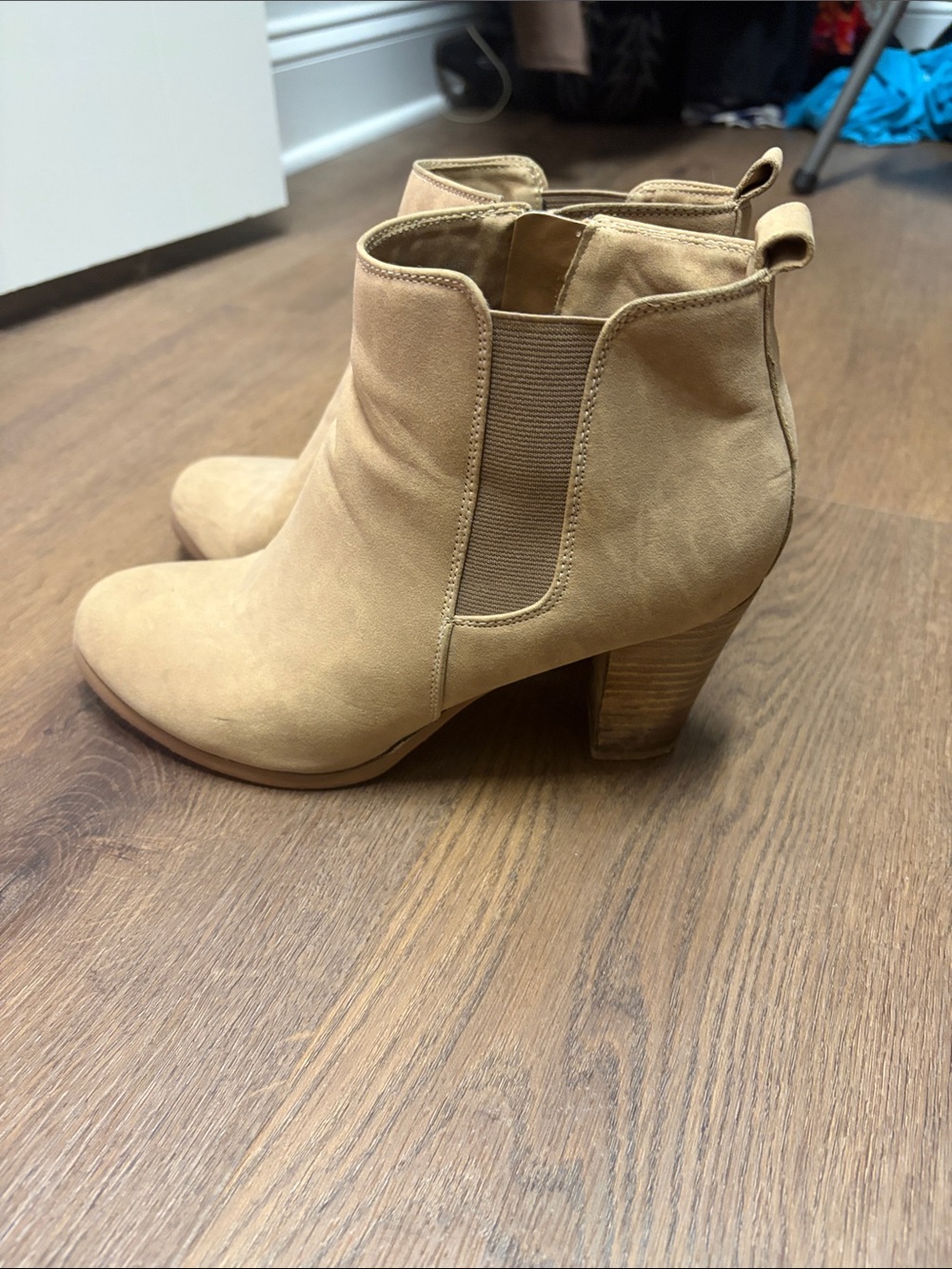 Classic Tan Suede Ankle Boots - Women's Chelsea Heel
